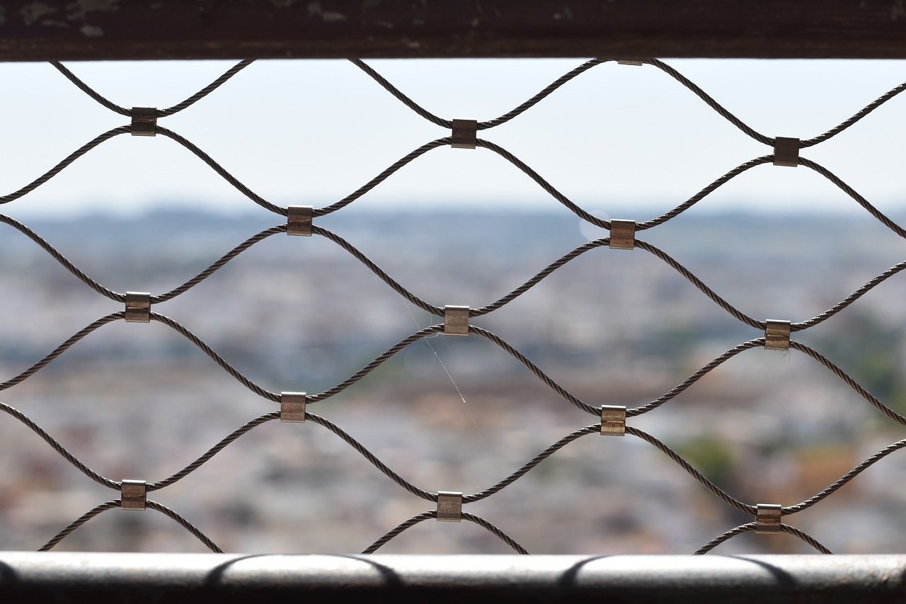 如何使用推理机来提高SEO排名？